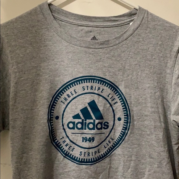 Adidas T Shirt - Picture 2 of 3